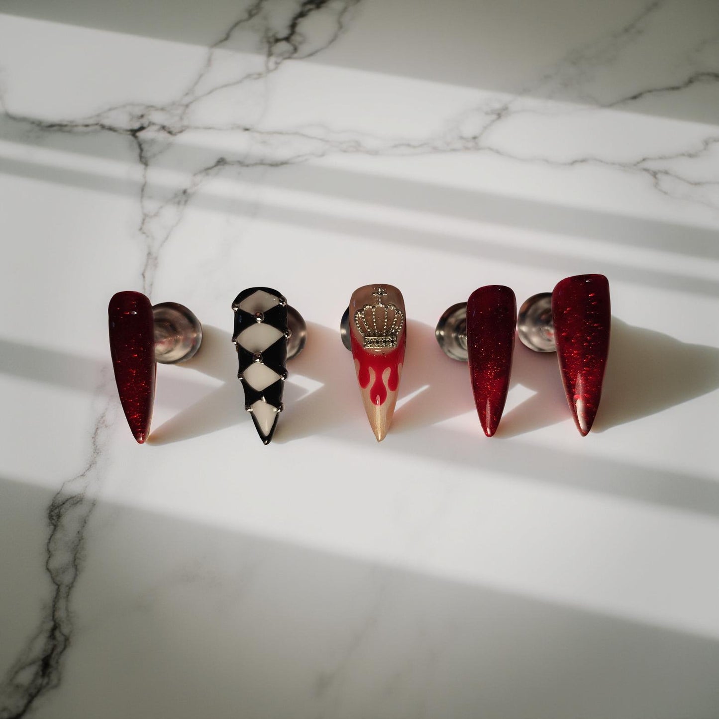 Les Vilains - Reine de Cœur